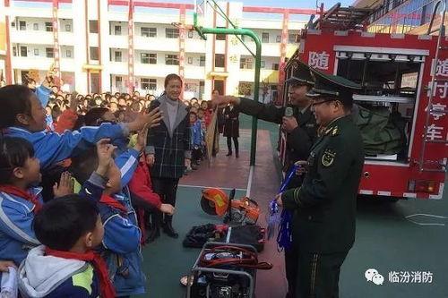 临汾今日头条爆料车祸,惊魂一幕！车祸现场惨烈，紧急救援展开